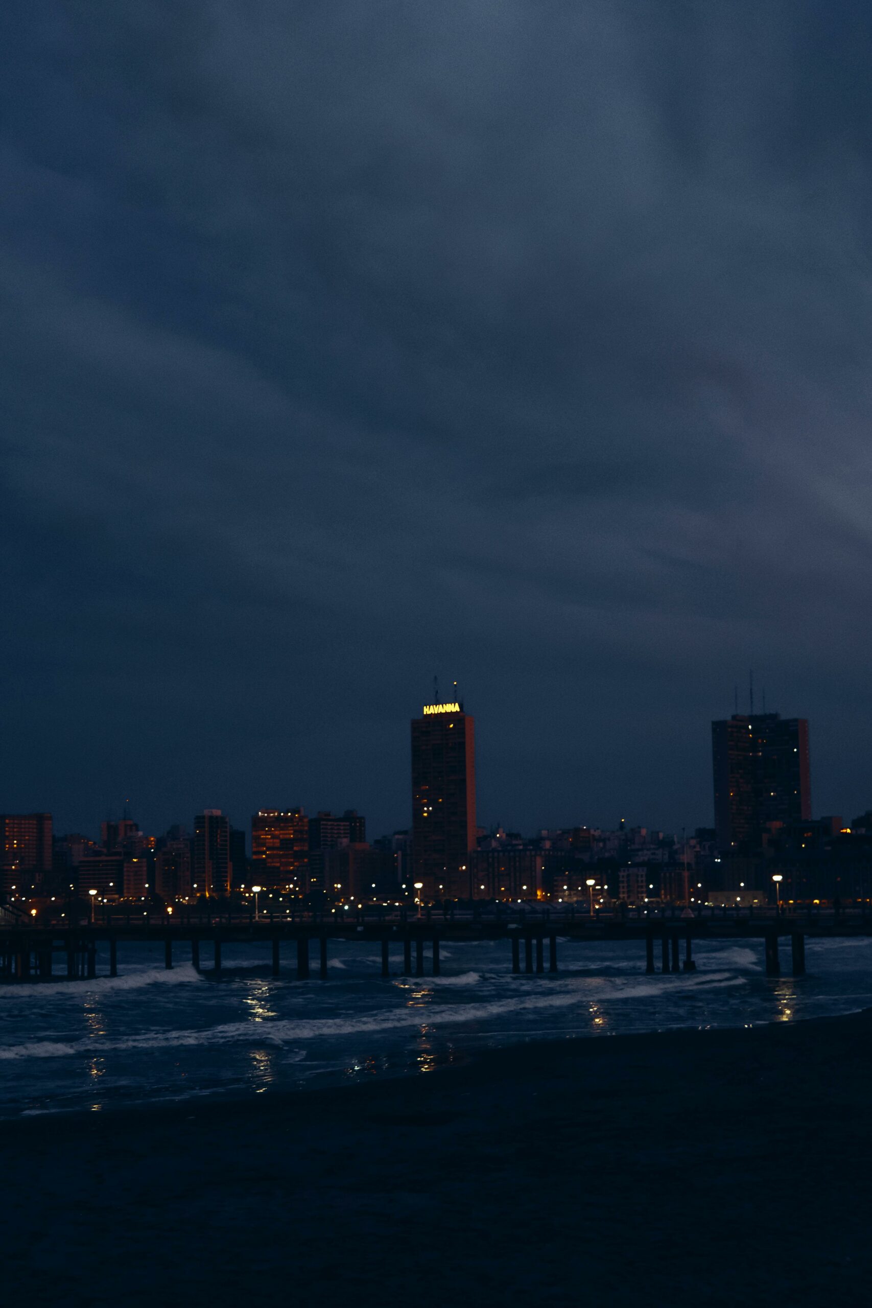Explorando la vida nocturna de la ciudad